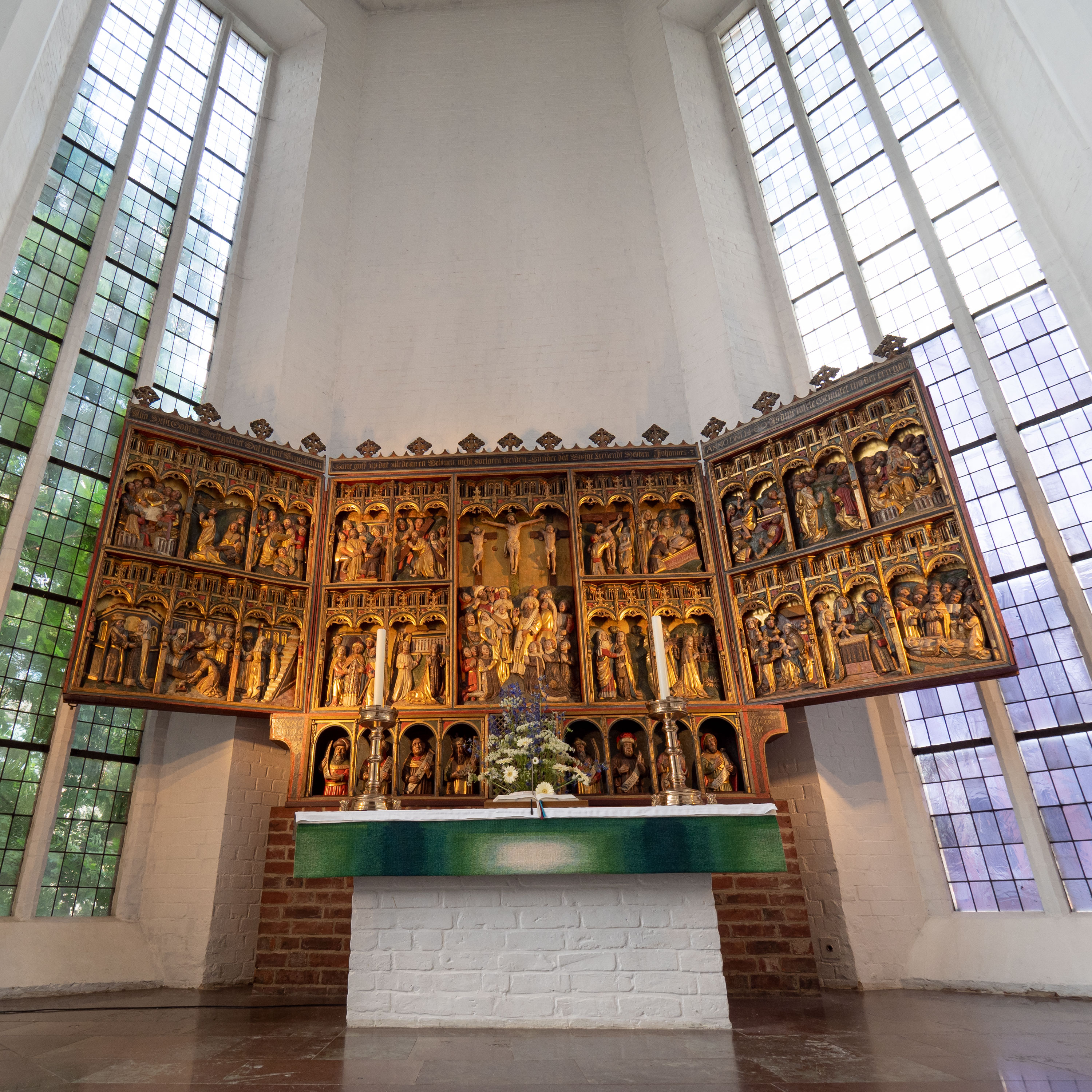 Altar der Kirche St. Nikolai zu Kiel